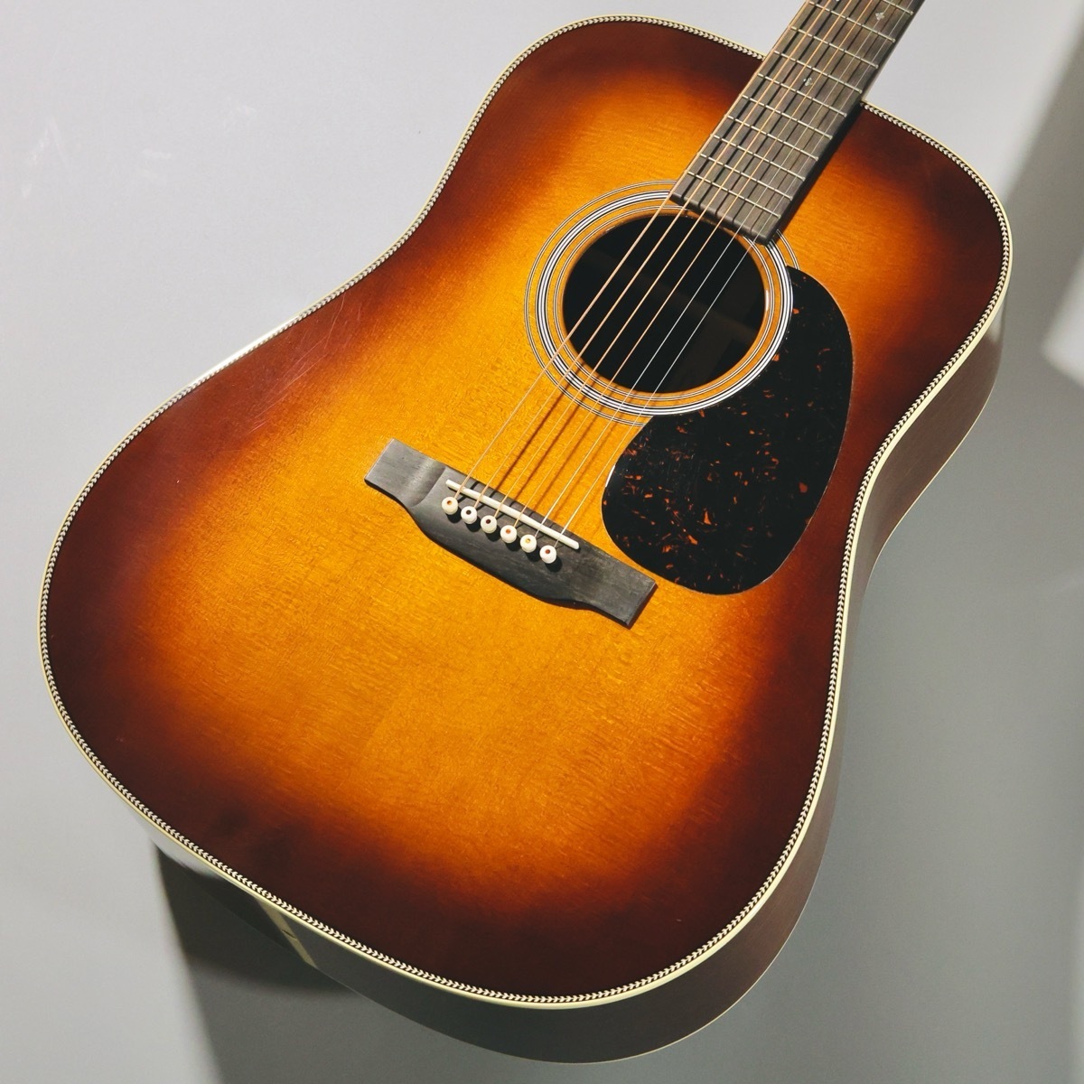 【激鳴り】Martin D-28 2017 USA製ロングサドル仕様極上個体美品 Martin 【サドルプレゼント】HD-28 Standard Ambertone #2961793【48回