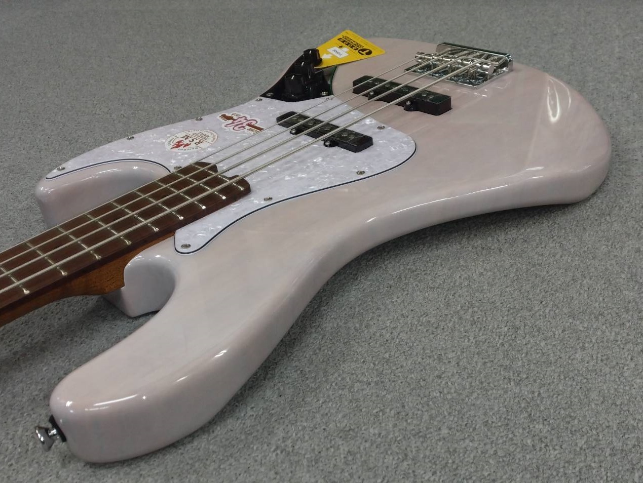 Bacchus GLOBAL Series WL4-STD/RSM S-SW (シースルーホワイト) ロース