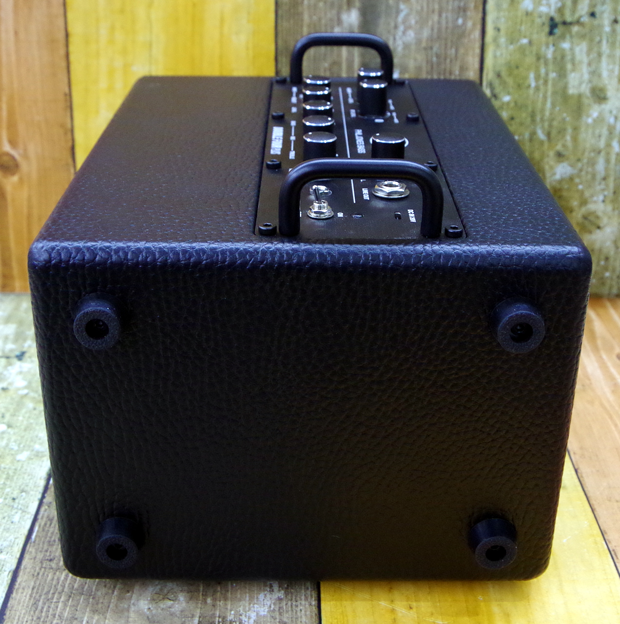 Phil jones bass Double Four Plus ベースアンプ Double Four Plus | PHIL JONES BASS