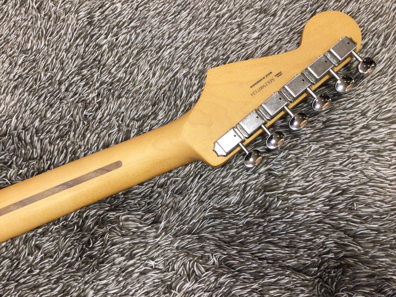 看板プレイヤーメイプル sp Fender Player II Stratocaster Black / Maple【黒&メイプルの