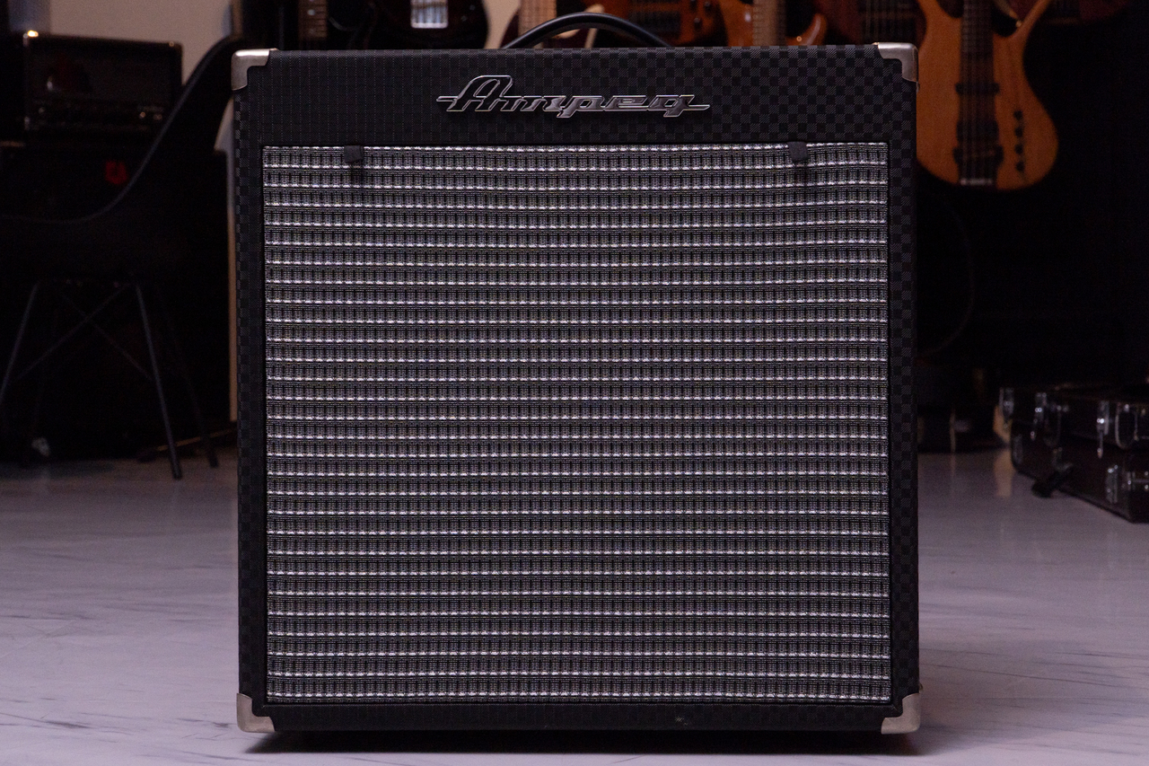 ぎんちゃんAmpeg RB-108 ロケットベース 美品 動作品 ぎんちゃんAmpeg RB-108 ロケットベース 美品 動作品 Ampeg RB-108