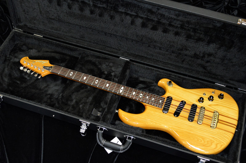 Aria Pro II RS-850N（ビンテージ）【楽器検索デジマート】