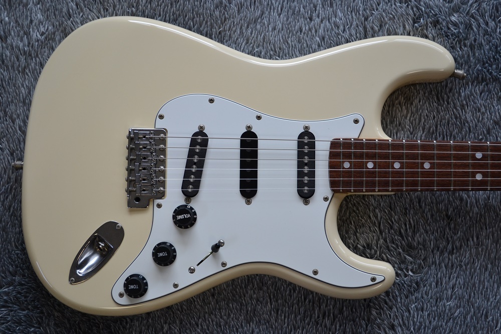 Fender Japan ST72-145 RB（中古）【楽器検索デジマート】