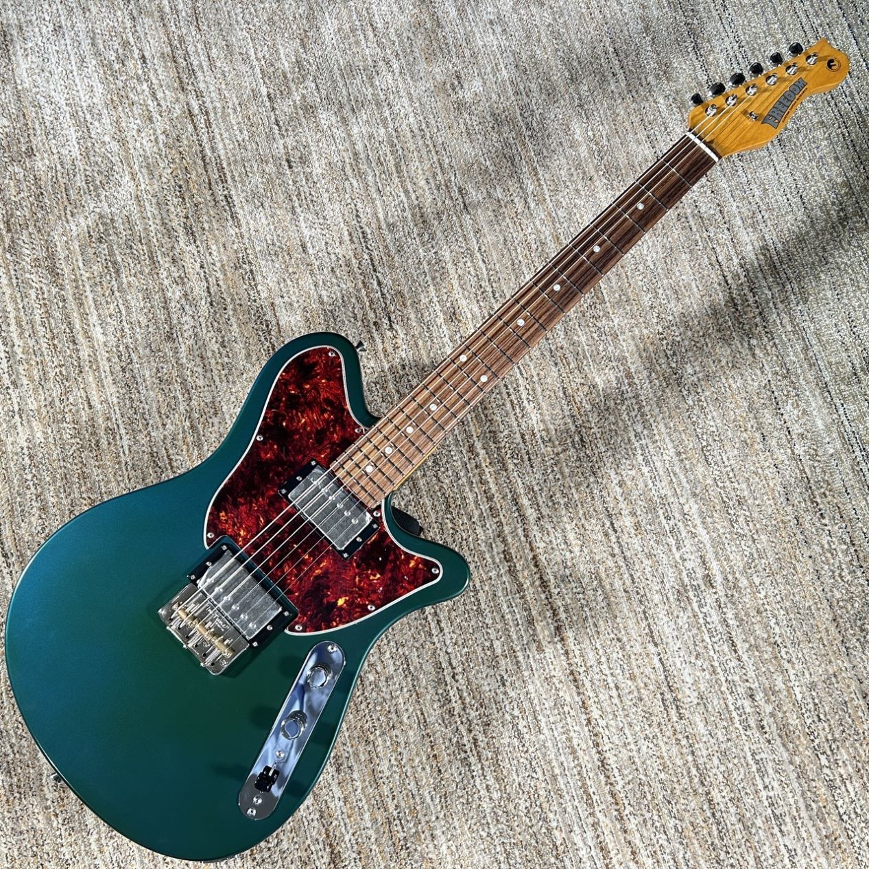 FREEDOM CUSTOM GUITAR RESEARCH Shaker Lake Placid Blue【カスタム