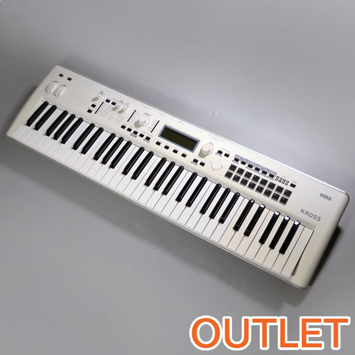 KORG KROSS2-61-SC (限定ホワイト) 【ケース・TRITON音色SDカード付属