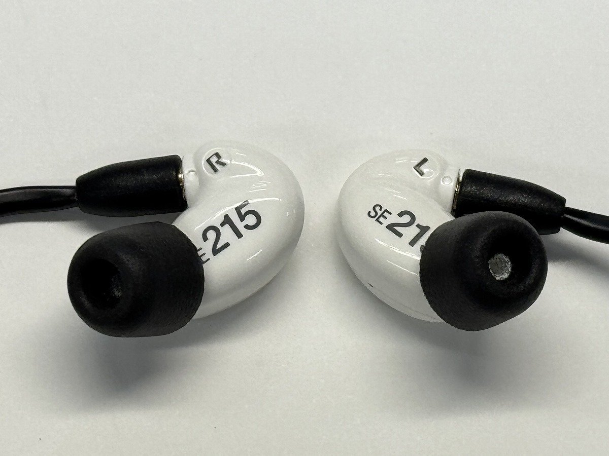 Shure AONIC215 ホワイト (SE215DYWH+UNI-A) 高遮音性イヤホン