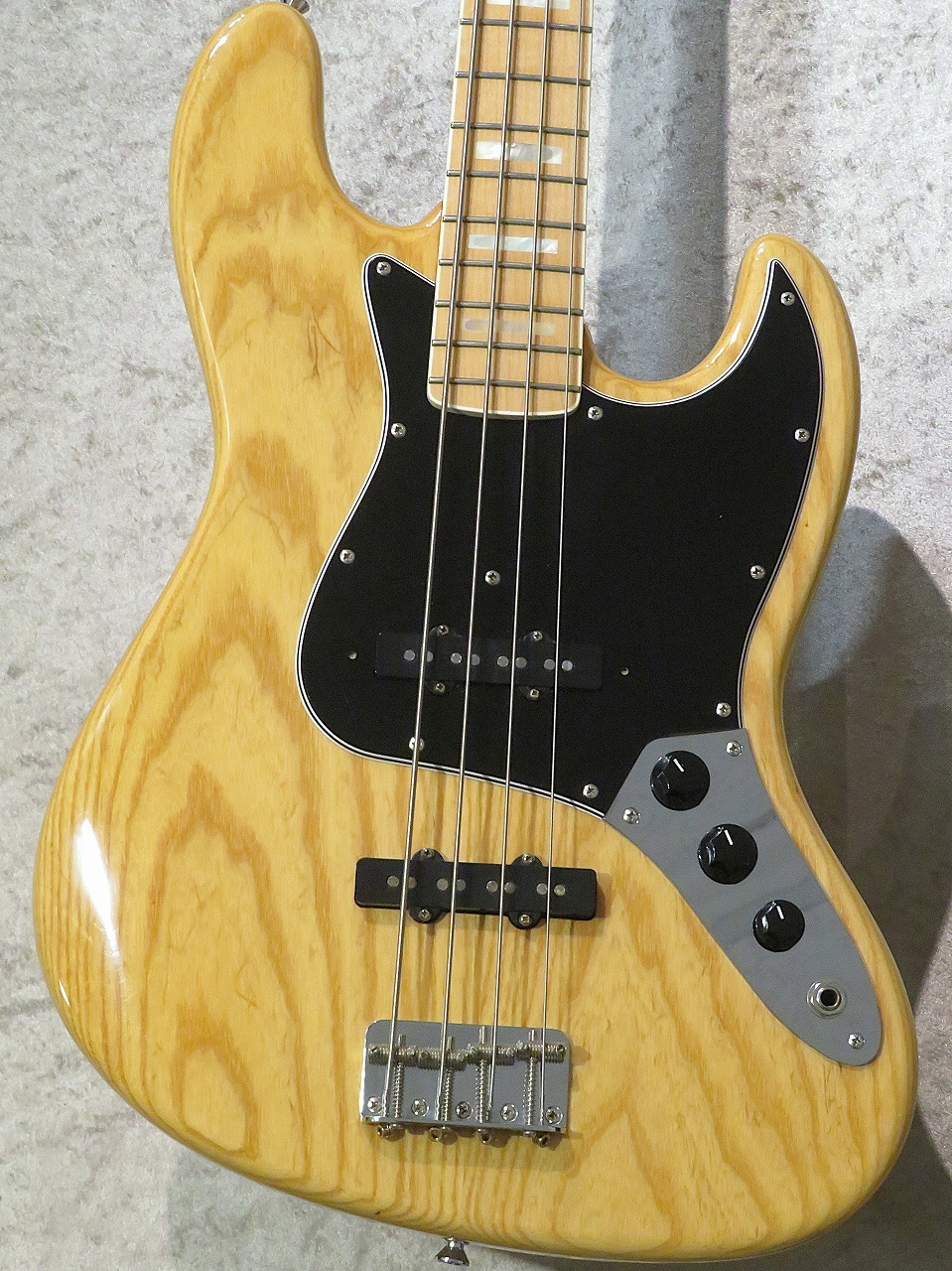 ヴァンザント ジャズベース Van Zandt BASS Series