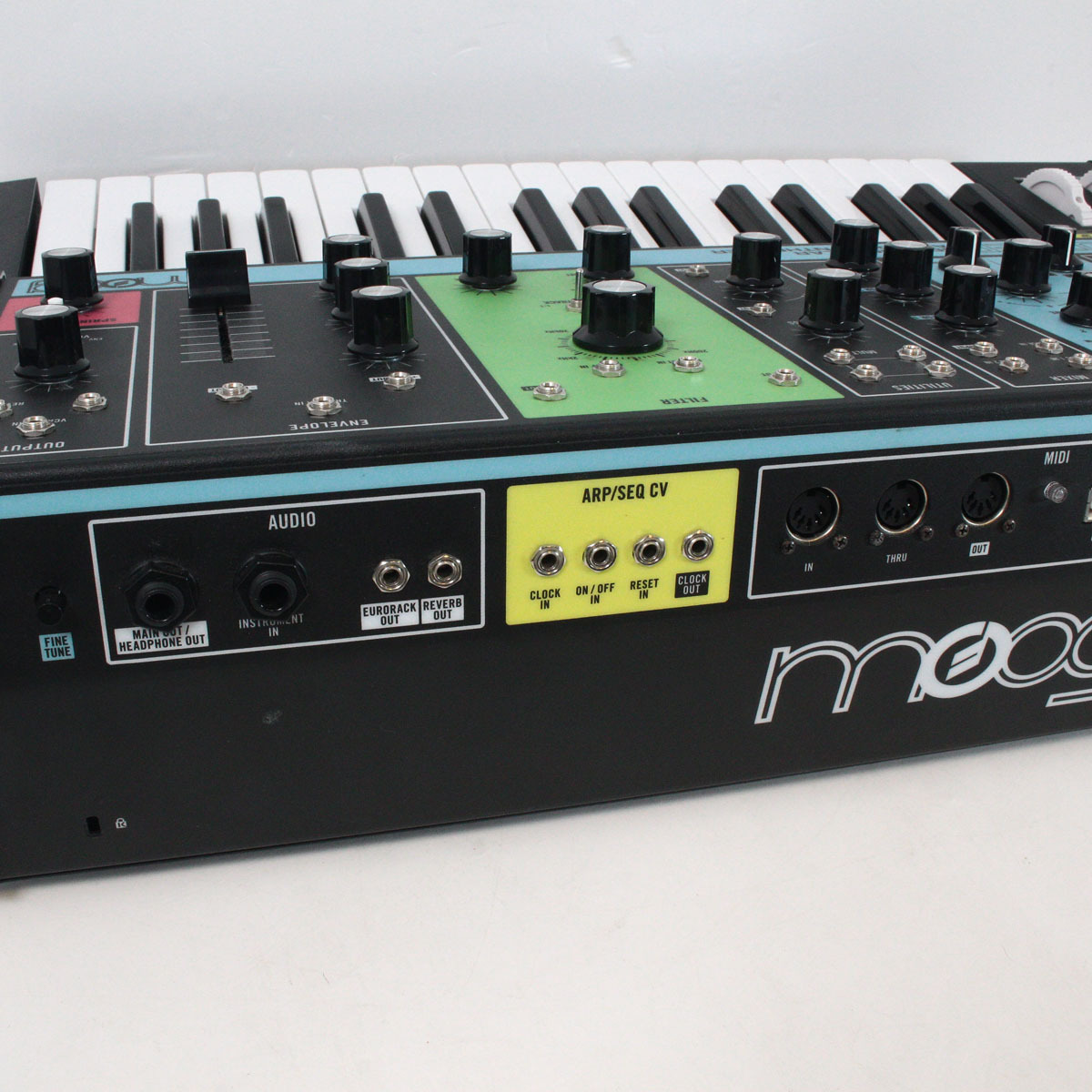 Moog Grandmother 【渋谷店】（中古/送料無料）【楽器検索デジマート】