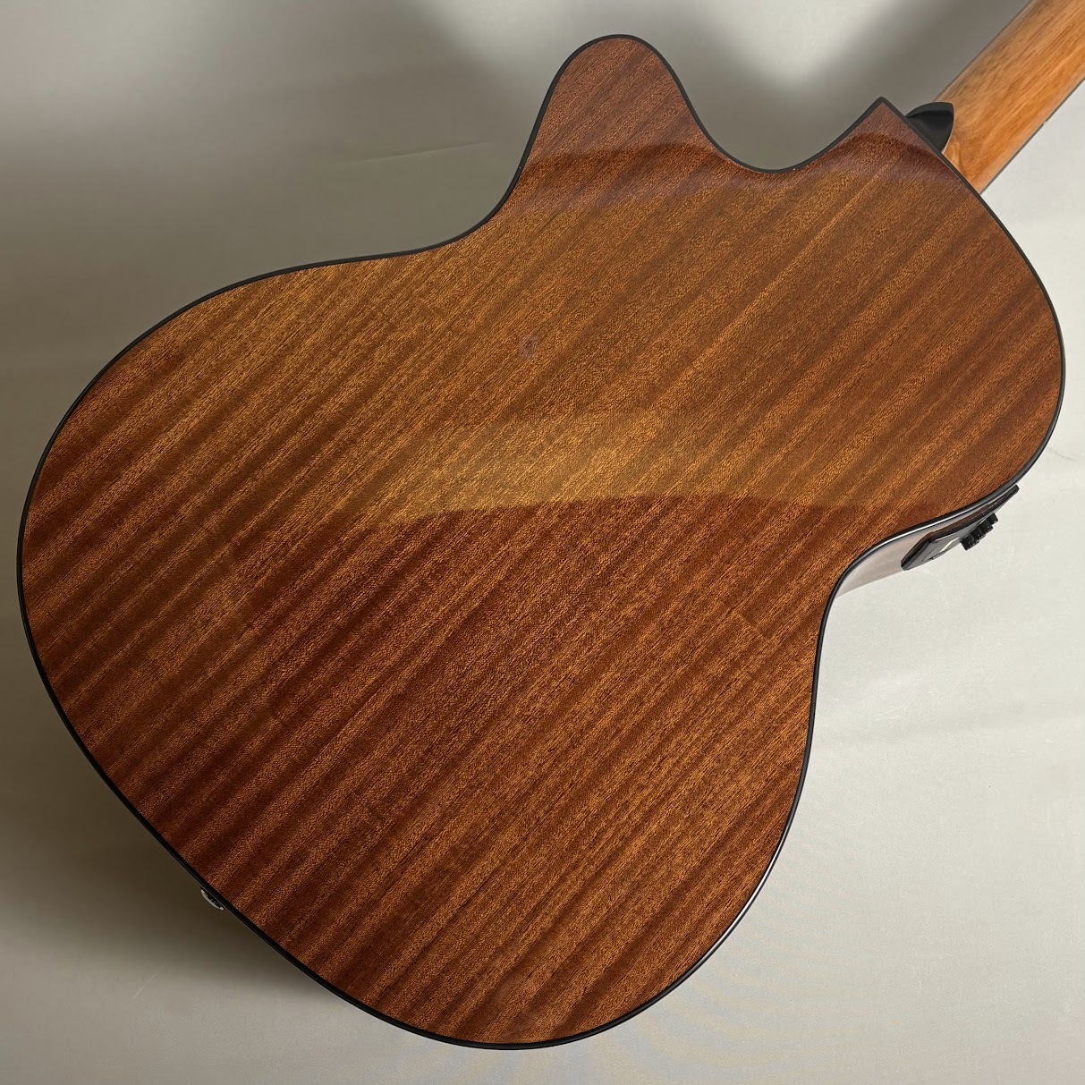 Ibanez PC34MHCE NT (Natural High Gloss) エレアコギター ケース付属