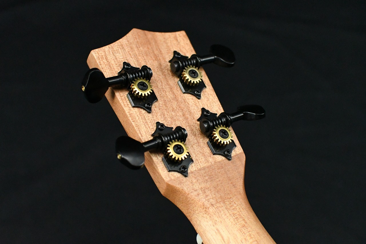 Uma Ukulele UK-16ST Tenor（新品）【楽器検索デジマート】