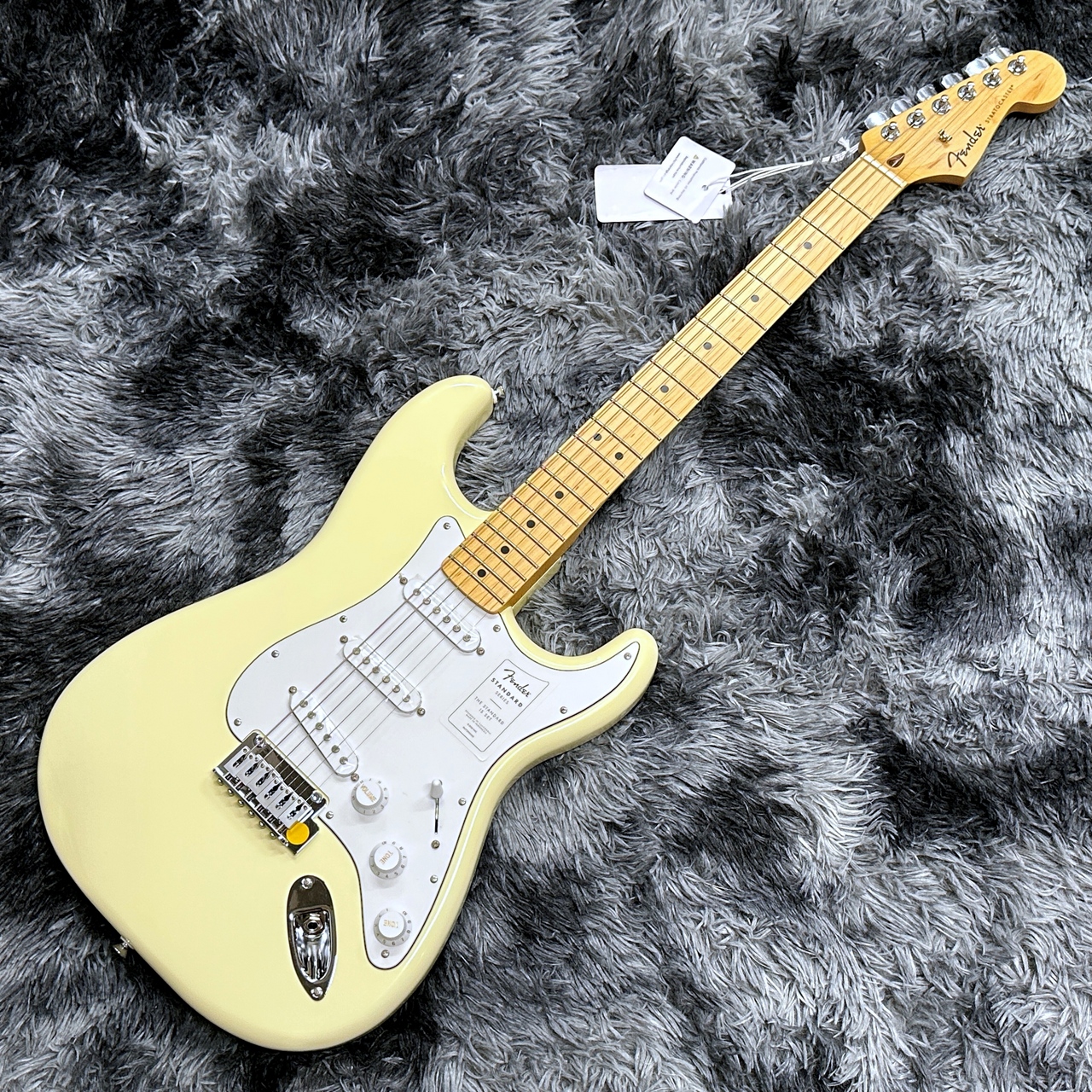 Fender Standard Series エレキギター アイボリー mt0177754_m.jpg