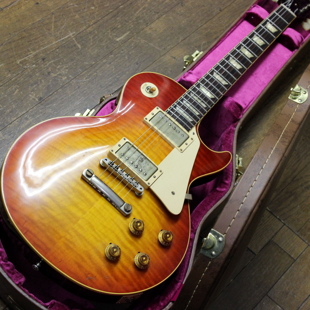 Gibson Custom Shop Historic Collection 1958 Les Paul VOS Standard Figured Top Sunburst 2016년식