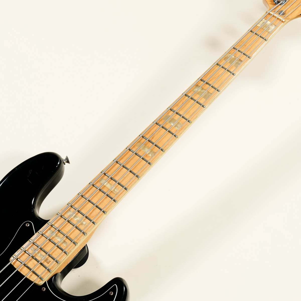 Fender 1977 JAZZ BASS BLACK/M 【渋谷店】（ビンテージ/送料無料