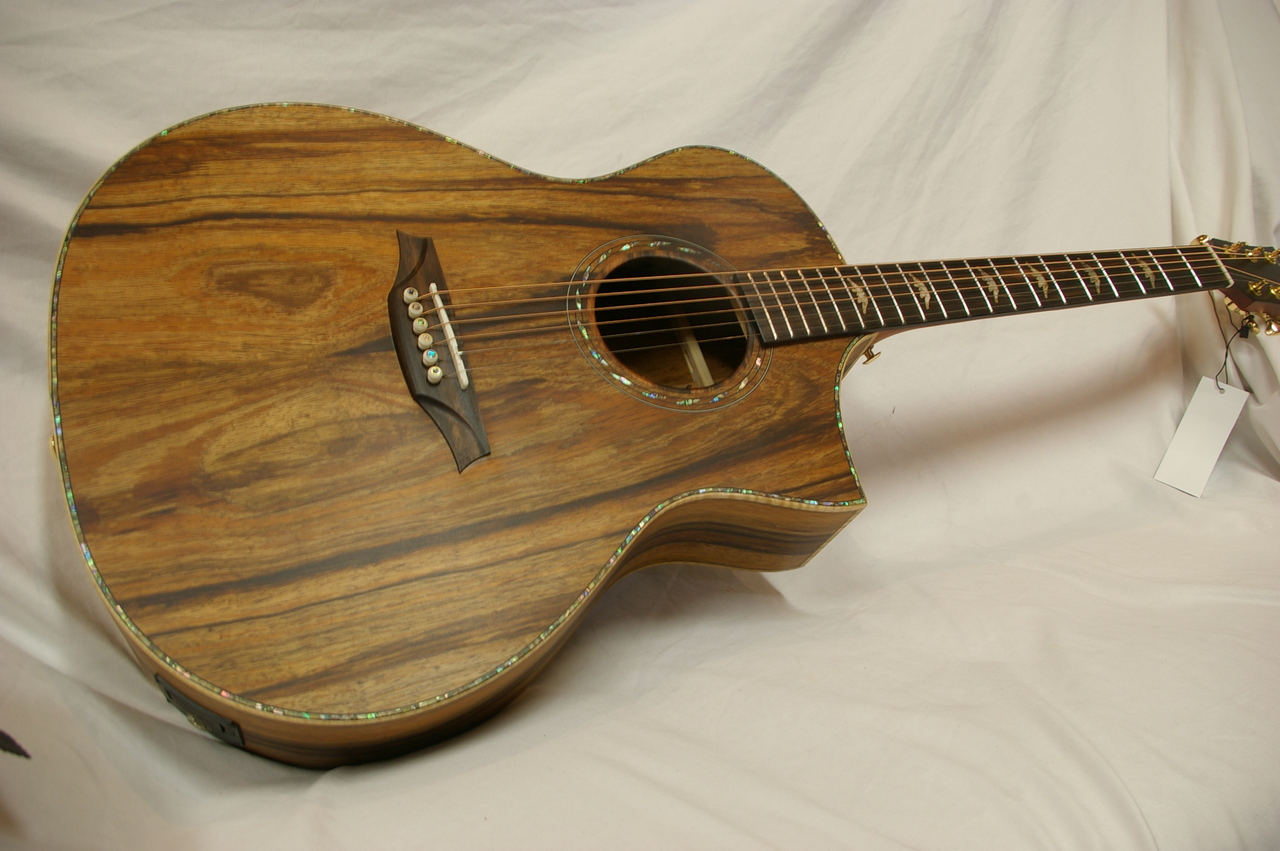 Bromo BAR4GCE(現物商品掲載)（新品/送料無料）【楽器検索