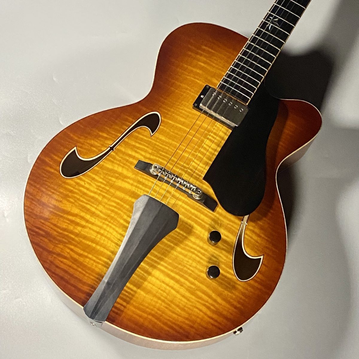 Kopp 16Tedrow-MT Archtop【現物画像】