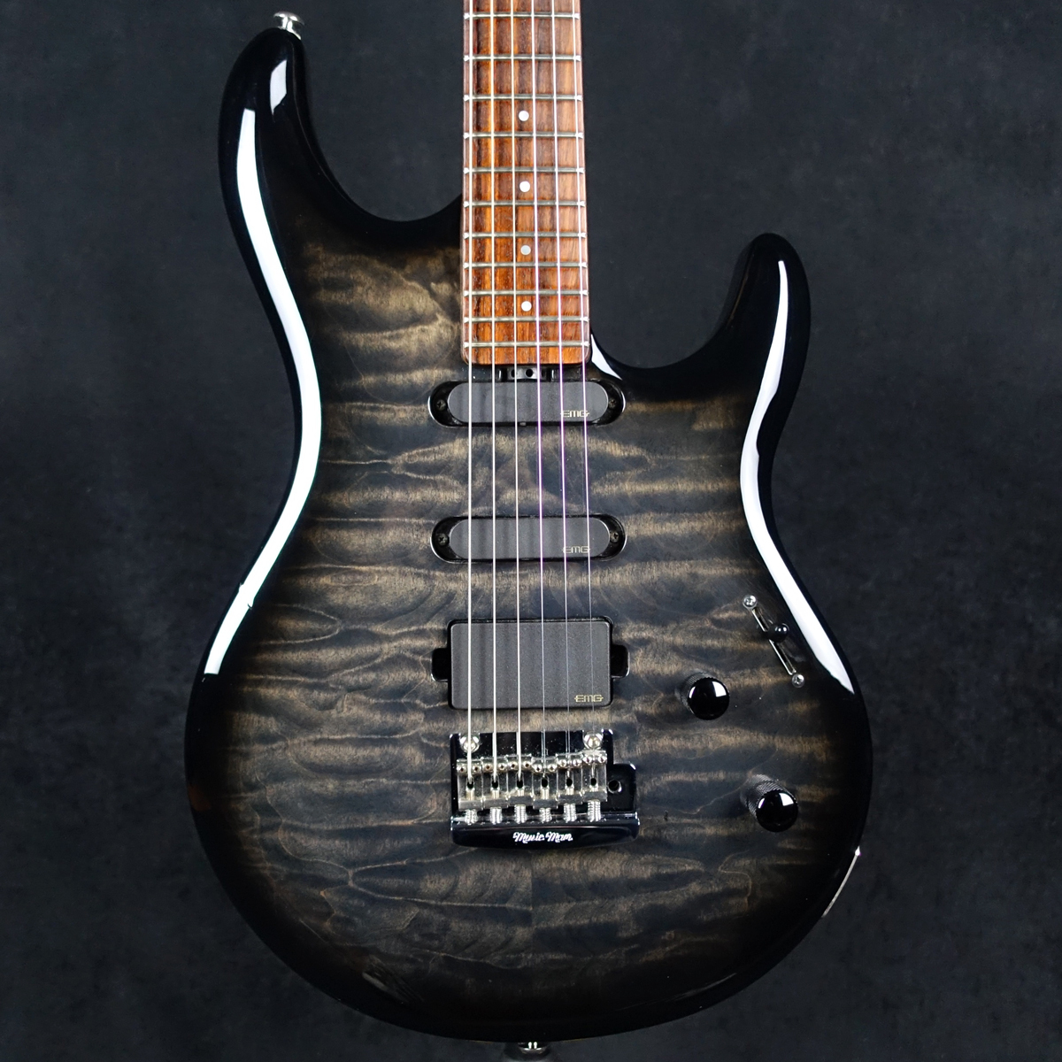 【希少カラー】musicman lukeⅡ スパークルブラック 希少カラー】musicman lukeⅡ スパークルブラック Ernie Ball
