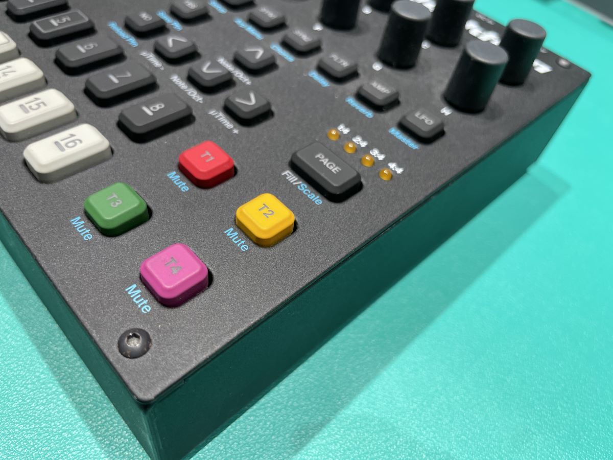 elektron 【展示品特価】Digitone ポリフォニックデジタル