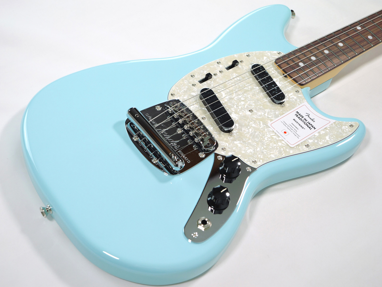 Fender Made in Japan Traditional 60s Mustang 2023 (Daphne Blue