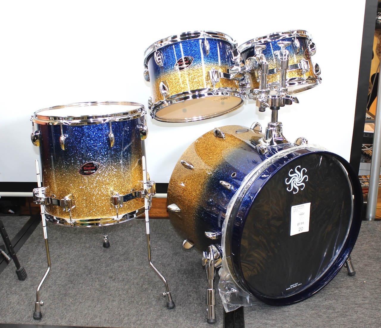 SAKAE OSAKA HERITAGE EVOLVE 20インチバスドラ4点セット（新品