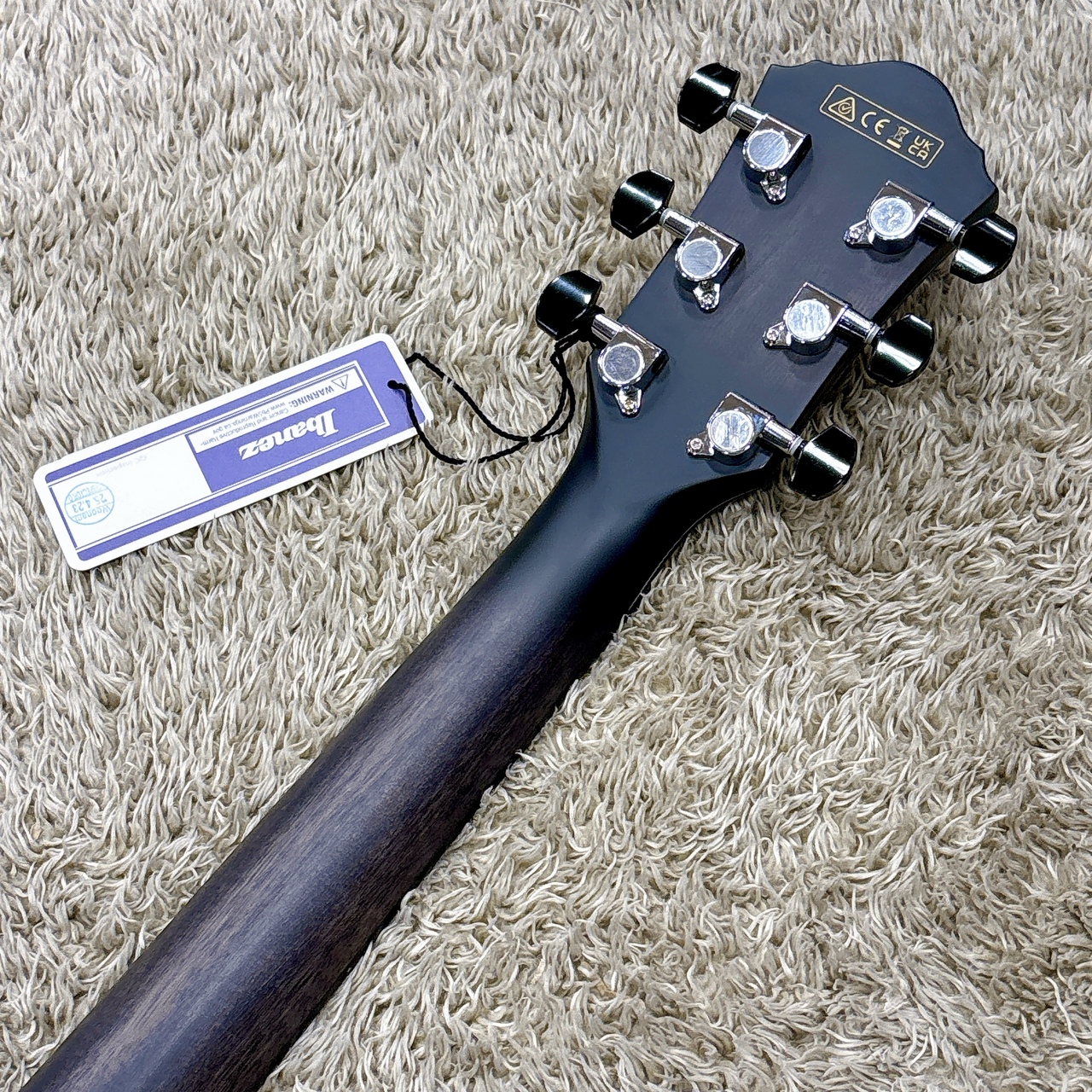 2023.03購入ほぼ未使用Ibanez エレアコブラックAEWC400-TKS Amazon.com: Ibanez AEWC400 - Transparent Black Sunburst High Gloss