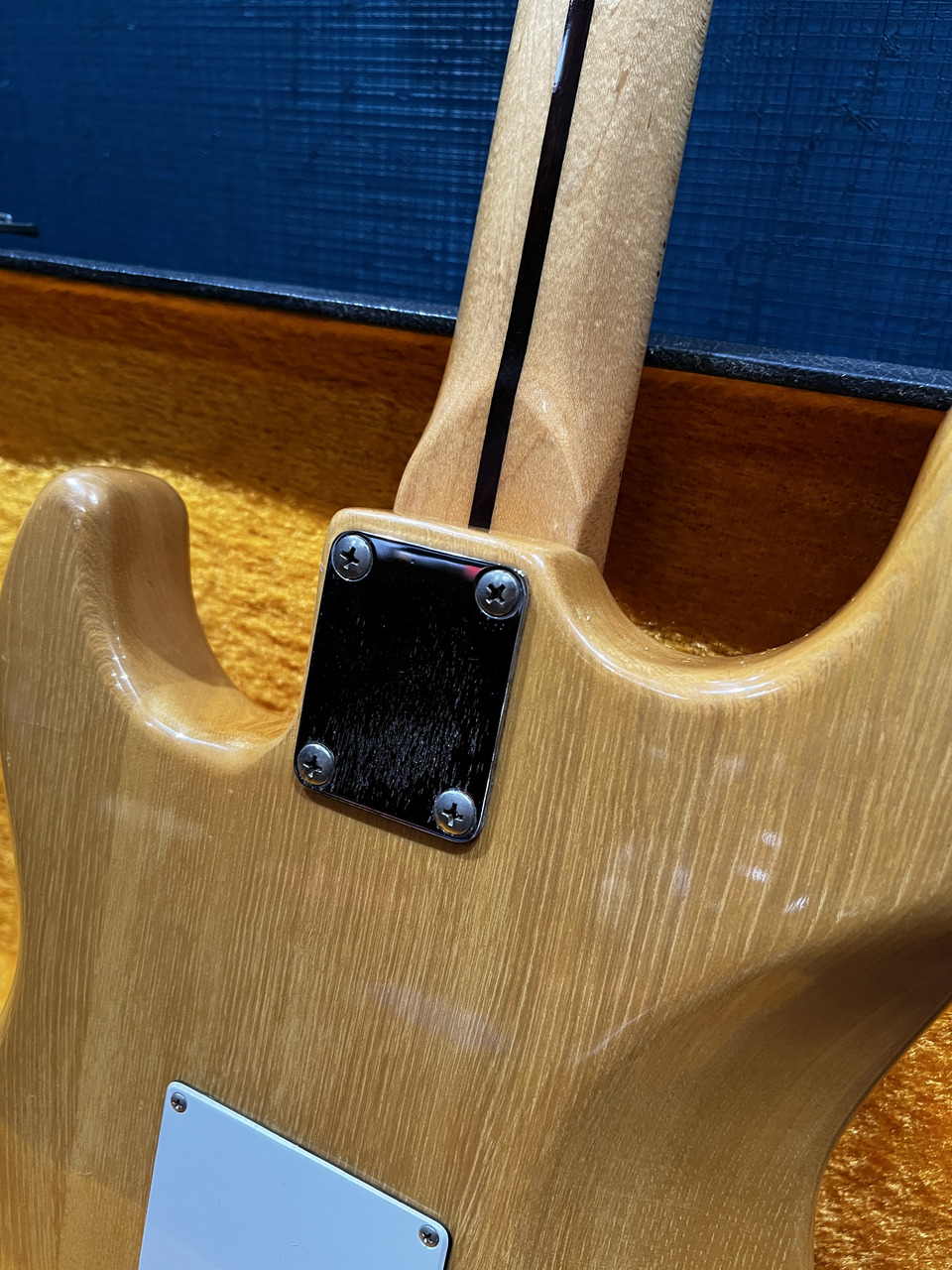 El Maya ARTIST MODEL STRATOCASTER Type 1970s Made in Japan