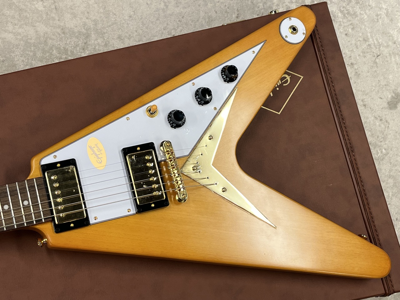 Epiphone Inspired by Gibson Custom 1958 Korina Flying V Aged