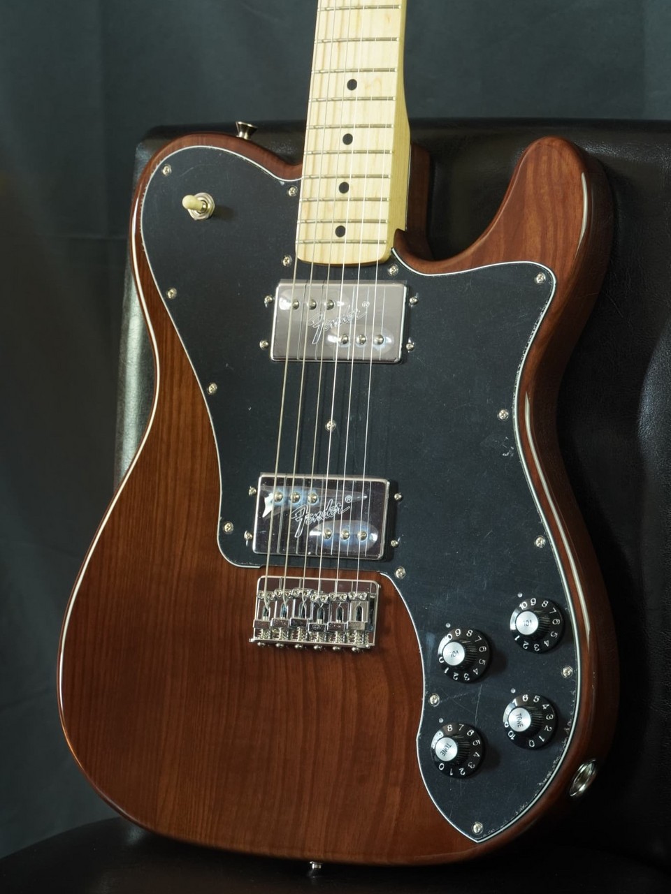Fender FSR Made in Japan Traditional 70s Telecaster Deluxe Walnut