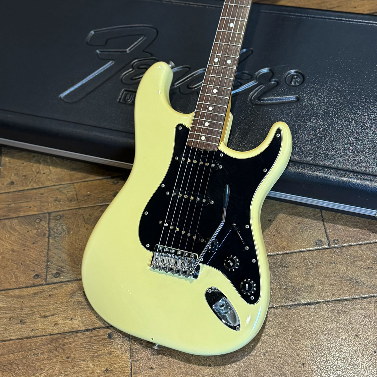 fender ストラトキャスター Yahoo!オークション - Fender ストラトキャスター 1982年 MADE