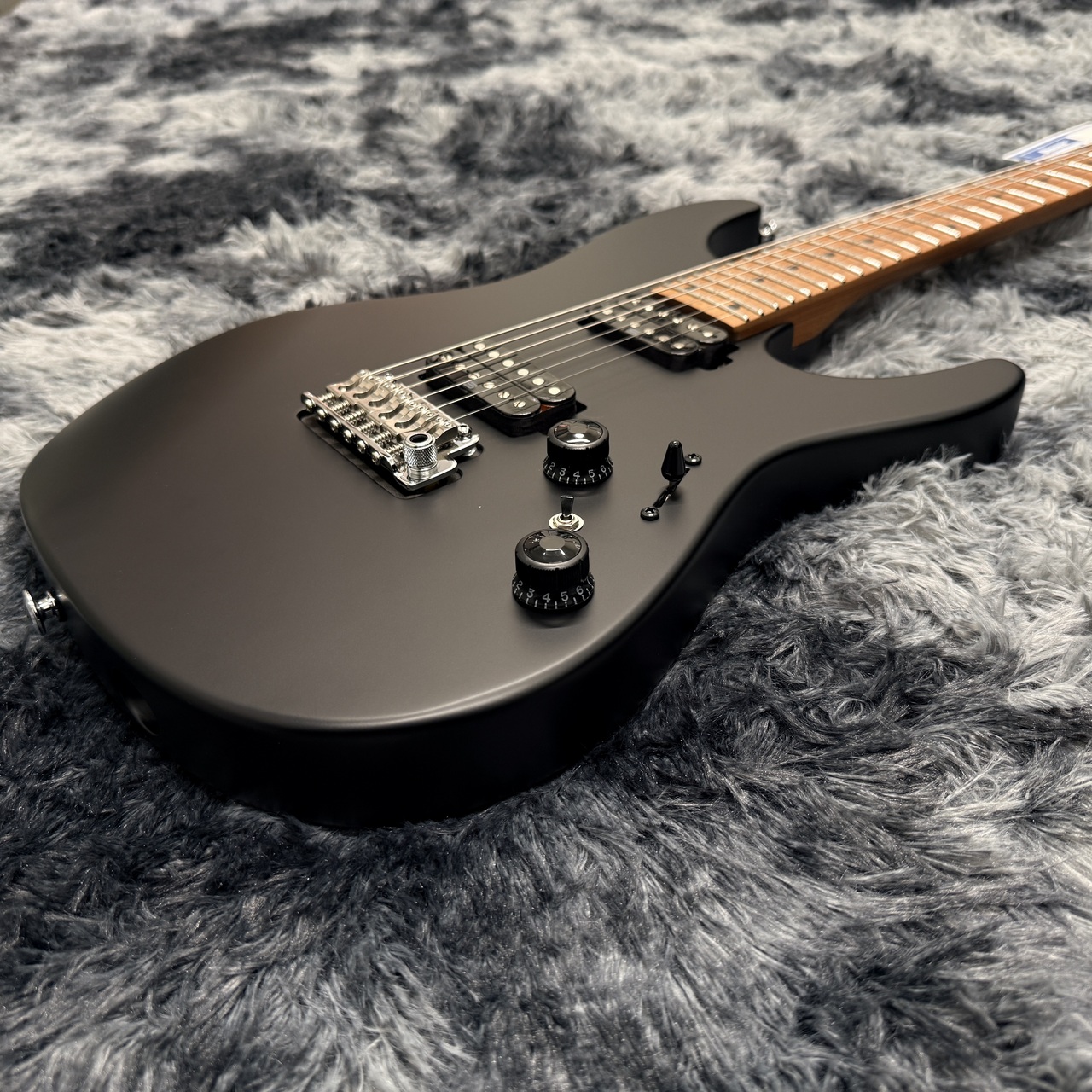 Ibanez Prestige AZ2402-BKF (Black Flat) 【スポットモデル