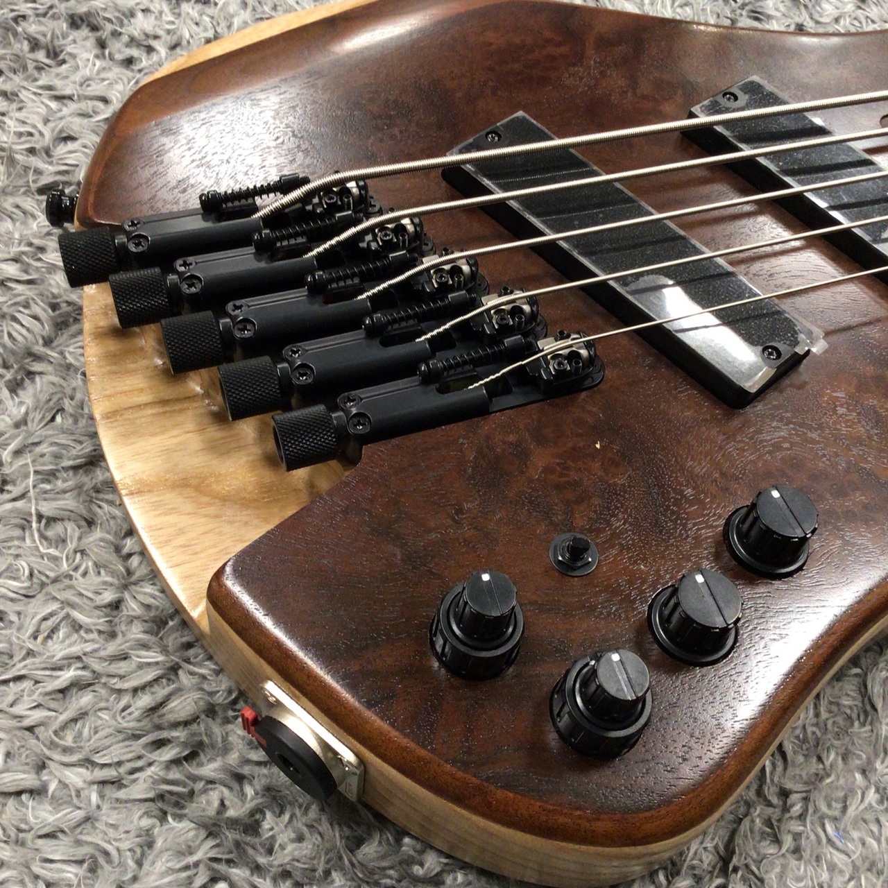 ベース Ibanez EHB1265MS-NML Ibanez EHB1265MS 5-String Multi-Scale Ergonomic Headless