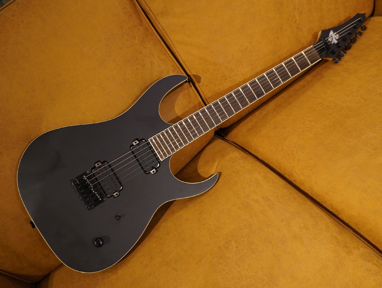 Strictly 7 Guitars COBRA JS6（中古）【楽器検索デジマート】