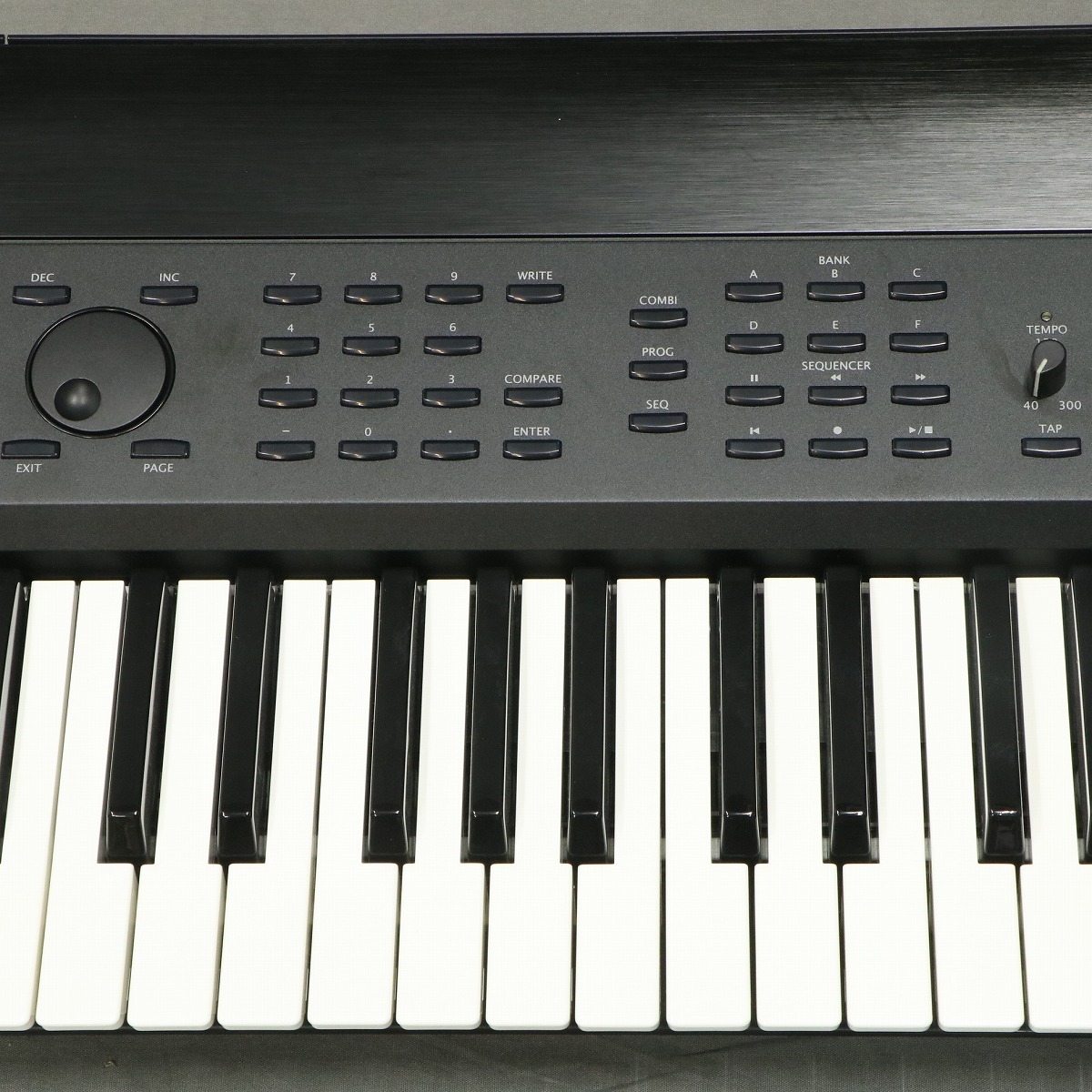 KORG KROME 61 【御茶ノ水本店】（中古/送料無料）【楽器検索デジマート】