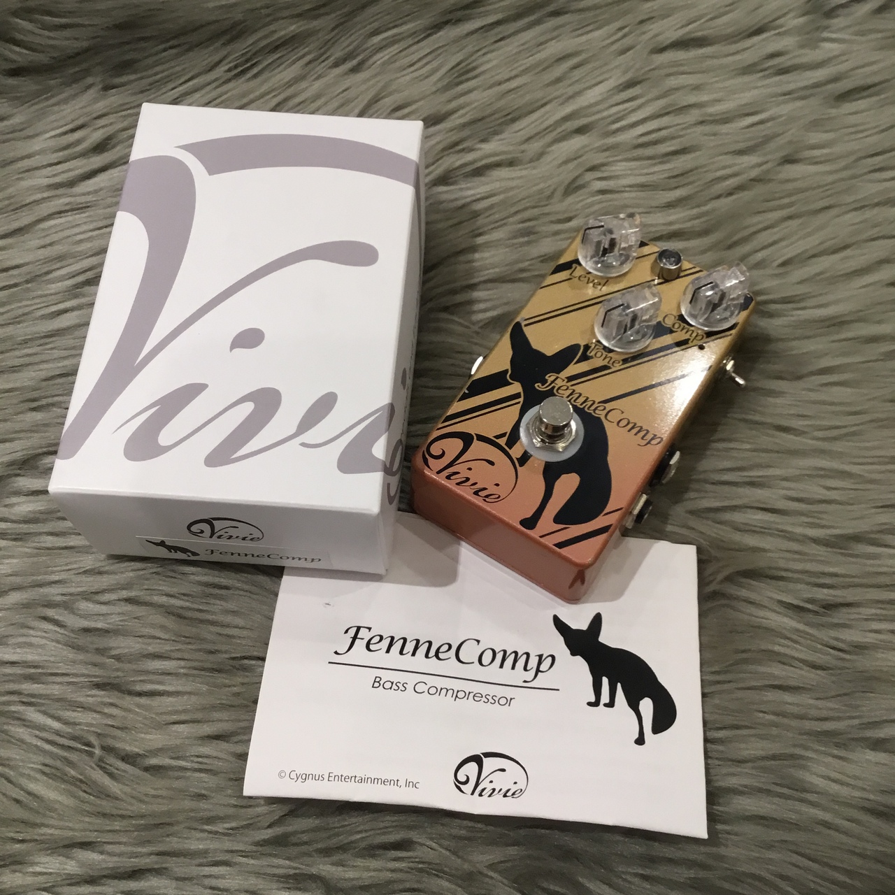 Vivie FenneComp Bass Compressor | givingbackpodcast.com