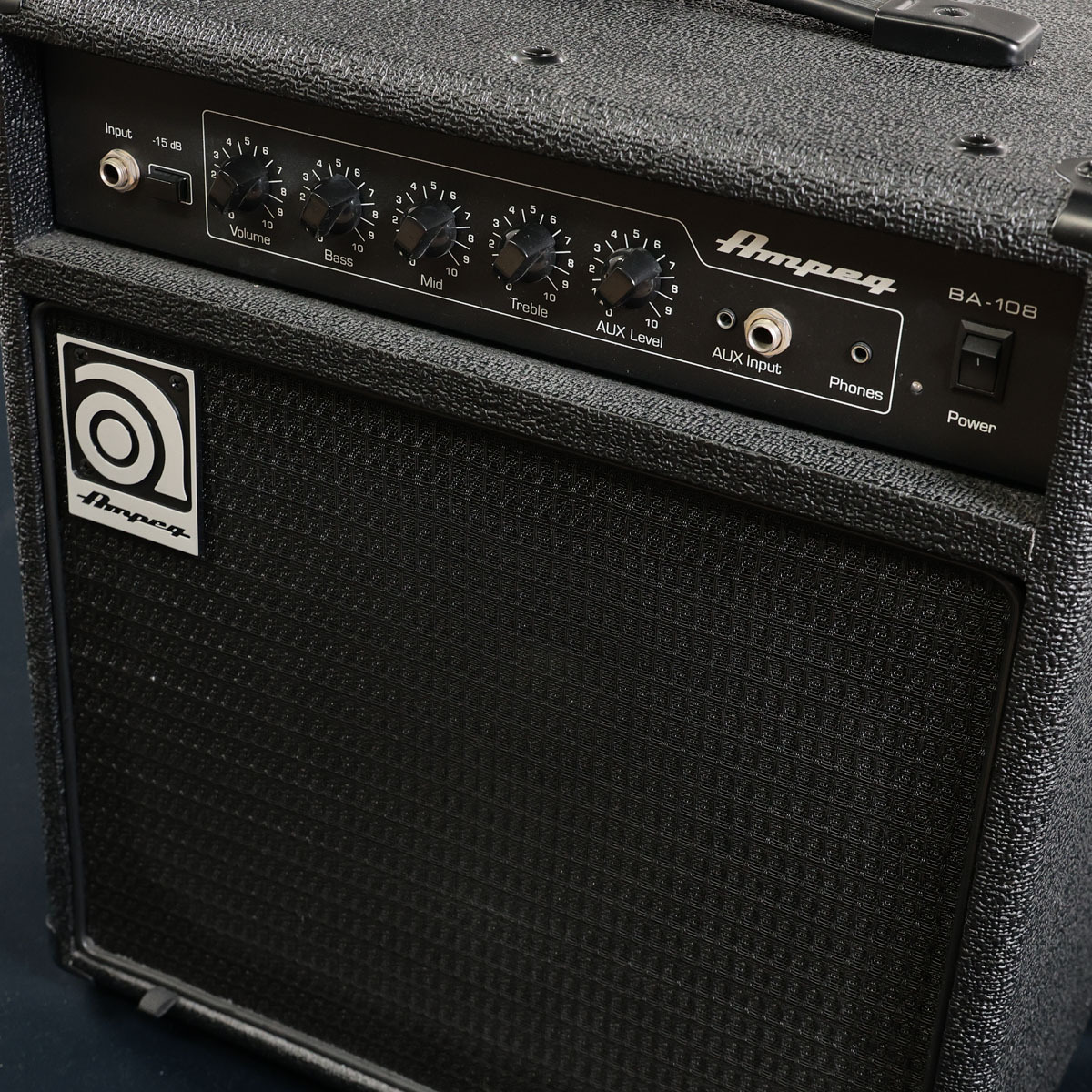 Ampeg BA-108 V2 ベースコンボアンプ 【池袋店】（中古）【楽器検索