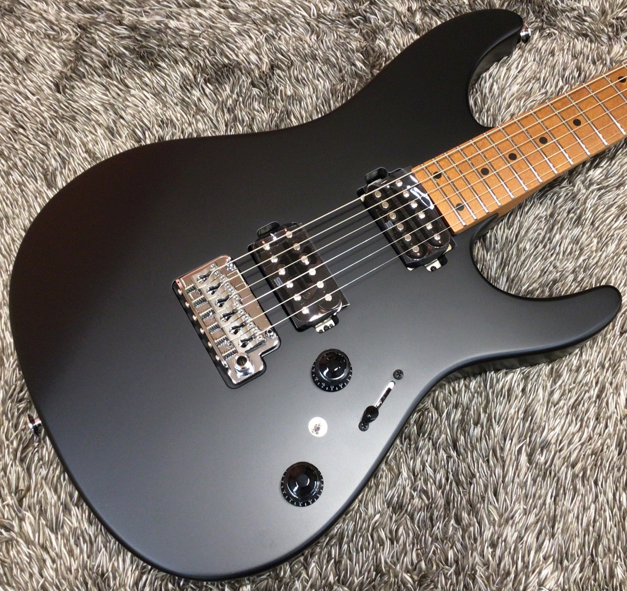 Ibanez AZ2402-BKF (Black Flat)【SPOTカラー】【Made in Japan