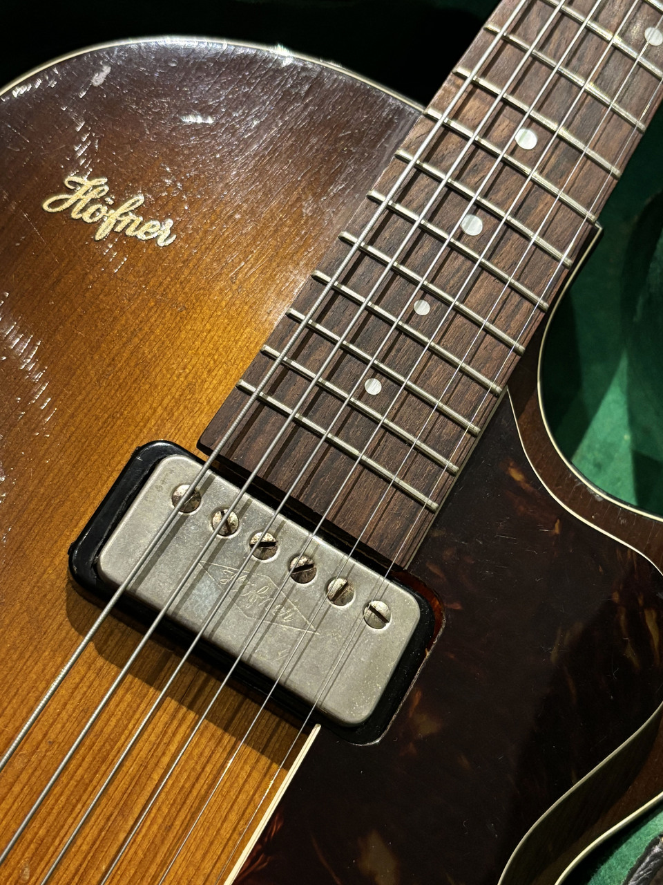 Hofner 1960s Club 40 Sunburst（ビンテージ）【楽器検索デジマート】