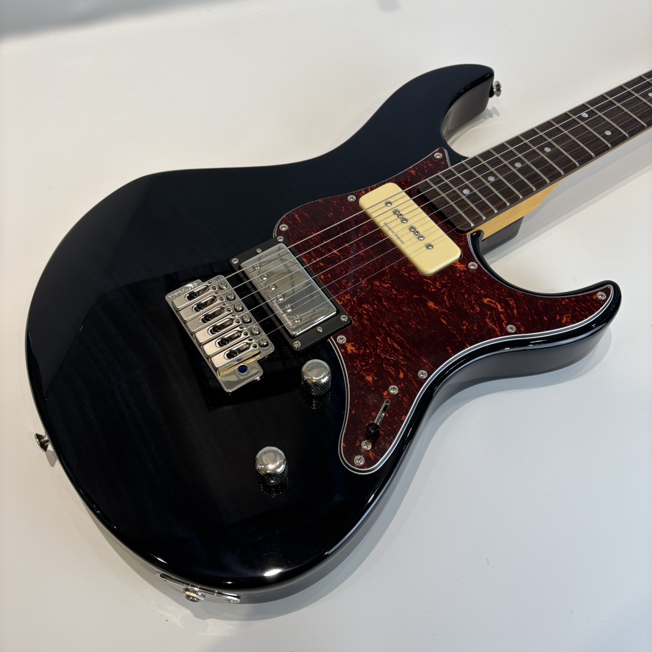 YAMAHA PACIFICA611VFM トランスルーセントブラックパシフィカ YAMAHA / PACIFICA 611VFM TBL (トランスルーセントブラック
