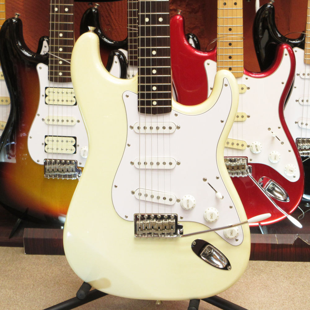 マ*る様 Fender Japan ST-STD Fender Japan ST-STD（中古）【楽器検索デジマート】
