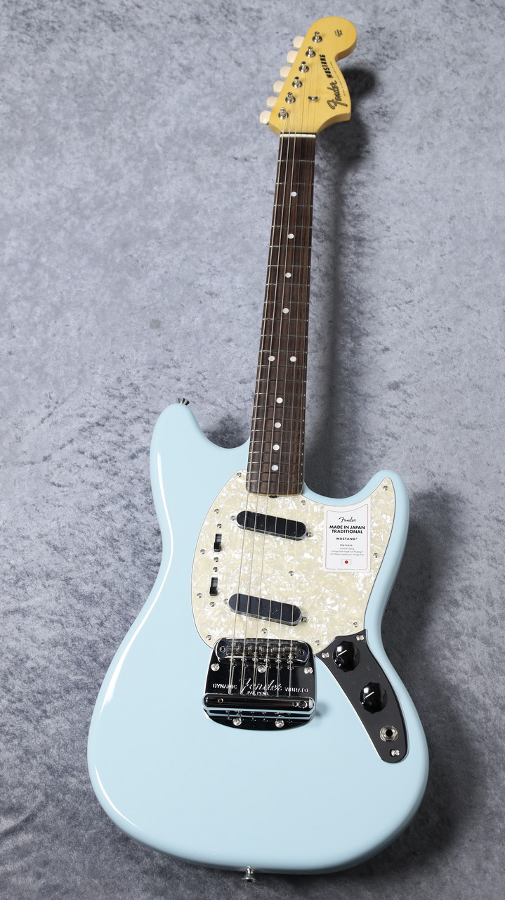Fender Made In Japan Traditional 60s Mustang -Daphne Blue