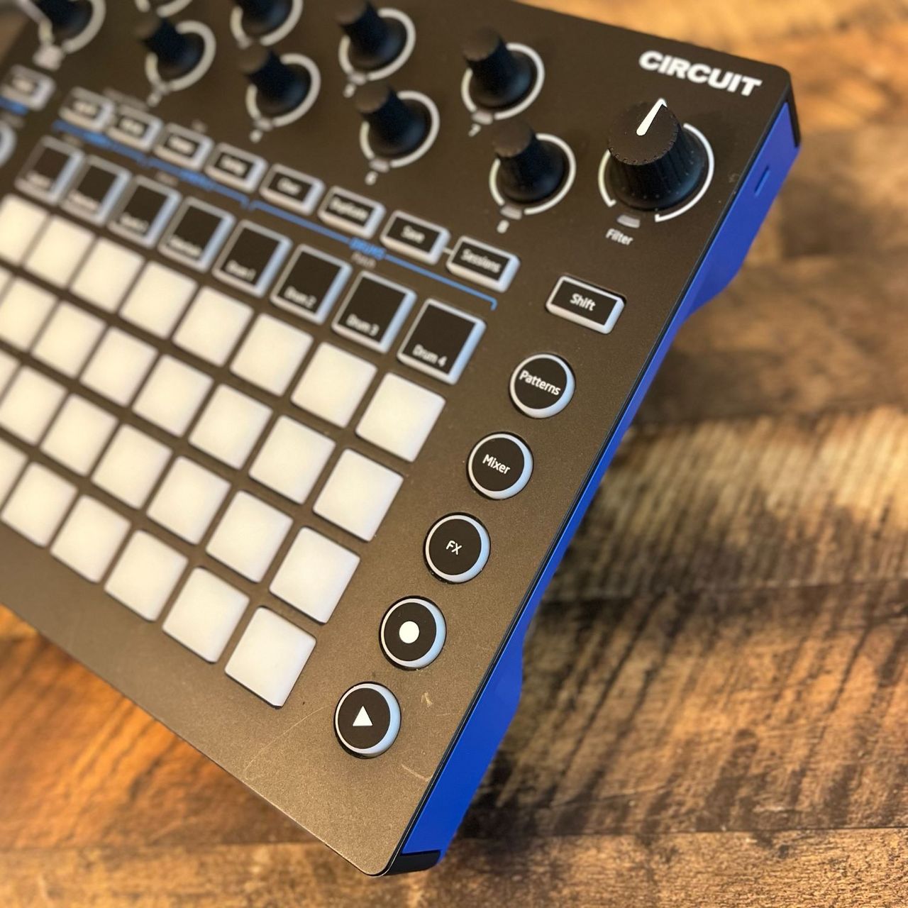 Novation Circuit サンプラー（中古/送料無料）【楽器検索デジマート】