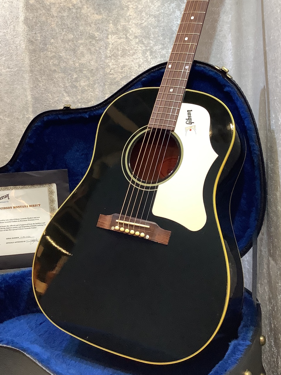 Gibson J-45 2011年製 弱く リペア済