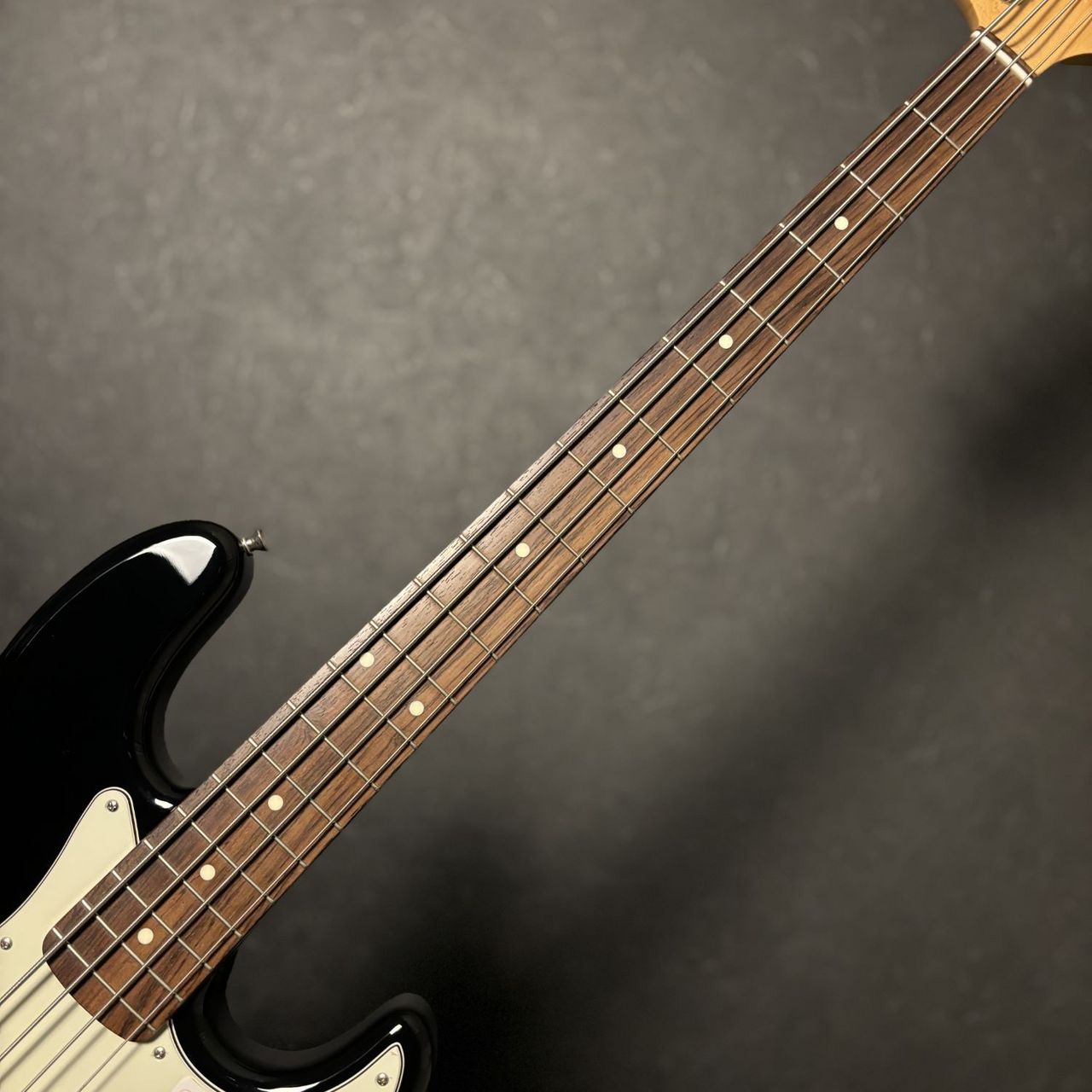Fender Made in Japan Traditional 60s Jazz Bass Rosewood