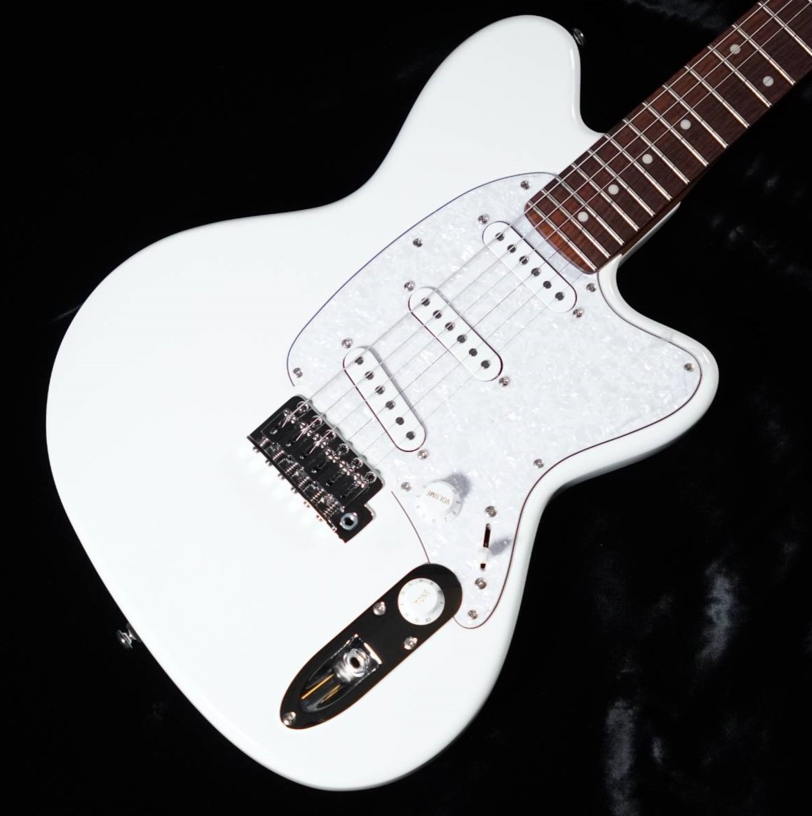 Ibanez ICHI00-VWH Vintage White Ichika Nito シグネイチャーモデル