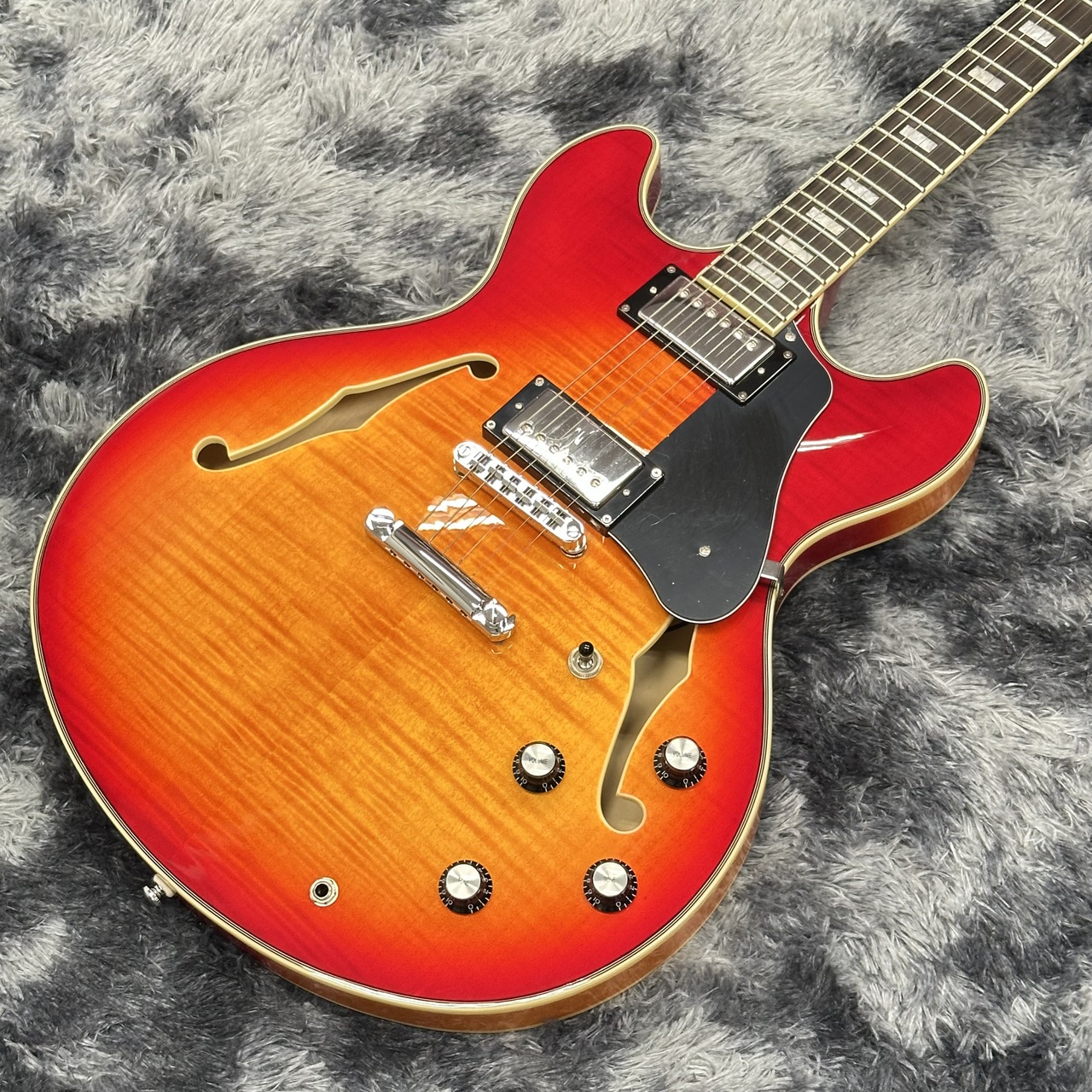 m*6様 サイアー　ラリーカールトン　サンバースト セミホロウボディ サイアー ラリーカールトン サンバースト セミホロウボディ サイアー