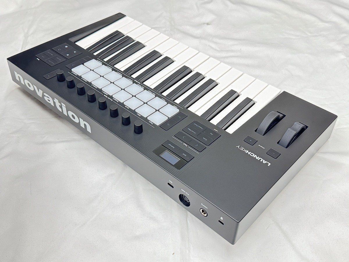 Novation Launchkey 25 MK4 25鍵フルサイズ・シンセアクション鍵盤