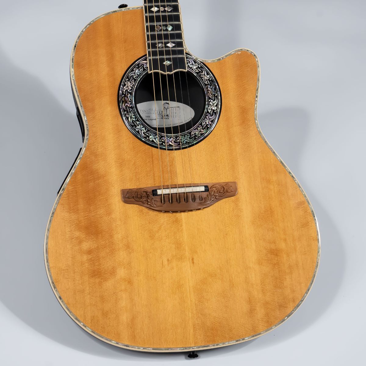 オベーション Custom Legend 1869-1 超美品 最終値下げ！ 楽器