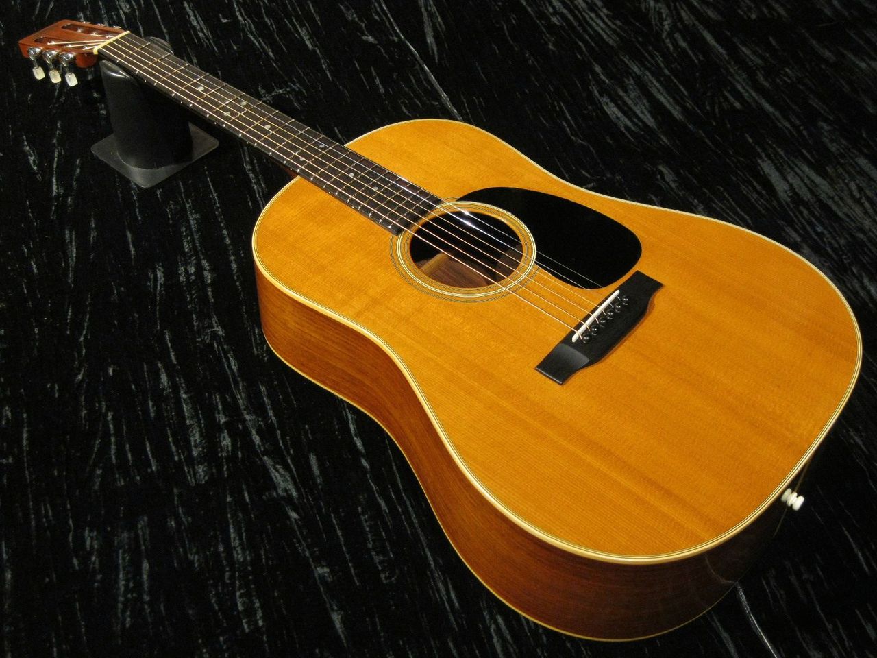 Martin D-28 Standard 2002年製【ハードケース付】 Martin D-28 2002年製 <マーティン>｜平野楽器 ロッキン