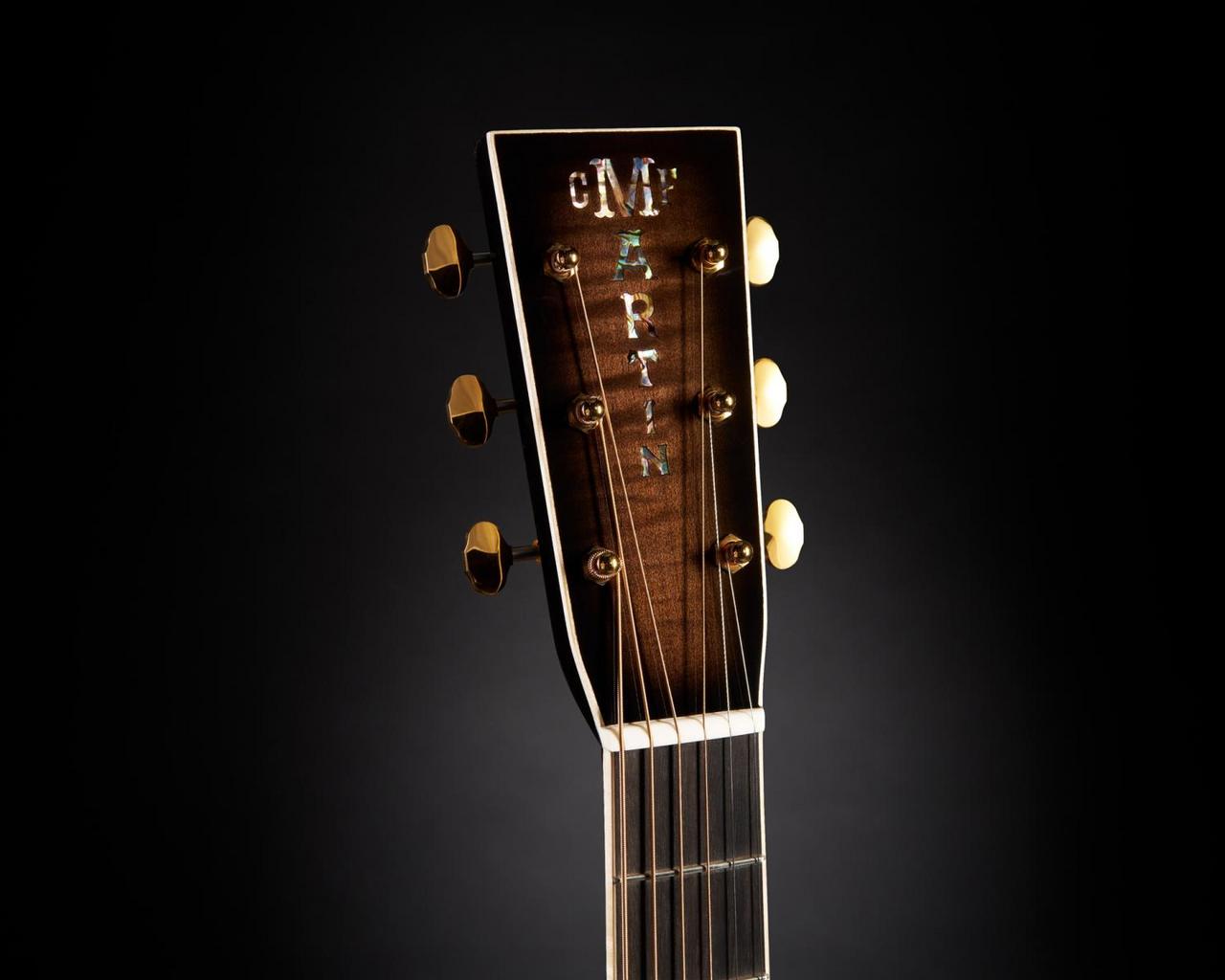 Martin Custom Shop M Paisley Ember Burst -2026 NAMM NEW MODEL