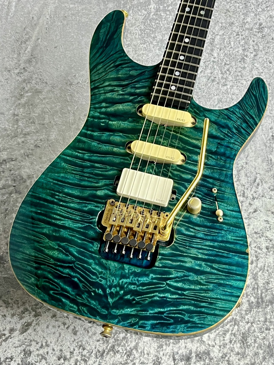 ギター Valley Arts Japan Custom Pro SRE270 Valley Arts エレキギターCuston Pro SRE-270 Cherry Sunburst中古品
