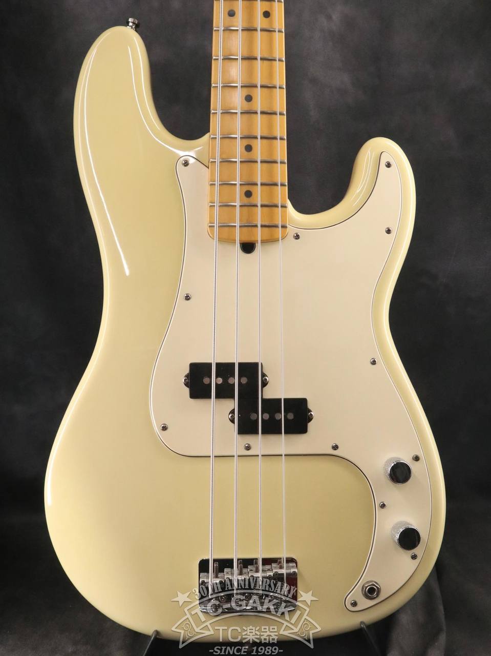 ベース Fender American Standard Precision Bass Standard Precision Bass® – Fender